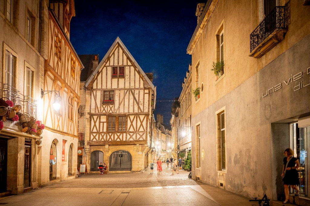 从英国前往法国旅行的趣味指南——第戎篇！